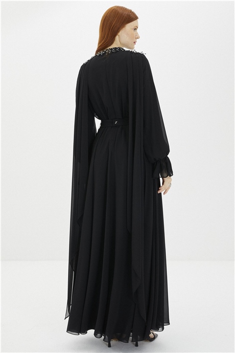 Yaka İşleme Detaylı Uzun Siyah Elbise